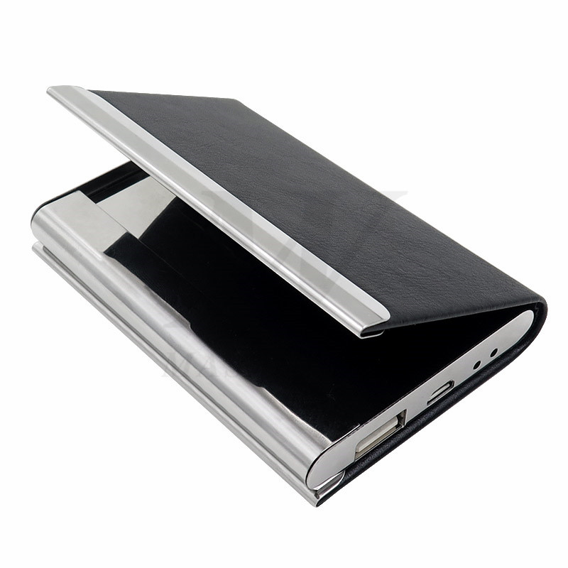 Powerbank met Cardcase_PB17-001